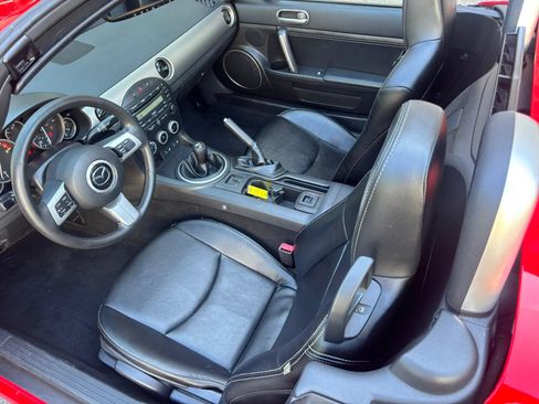 Used 2012 MAZDA MX-5 Miata Grand Touring w/ Premium Pkg RWD image 22
