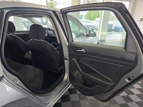 Used 2023 Volkswagen Jetta S image 37