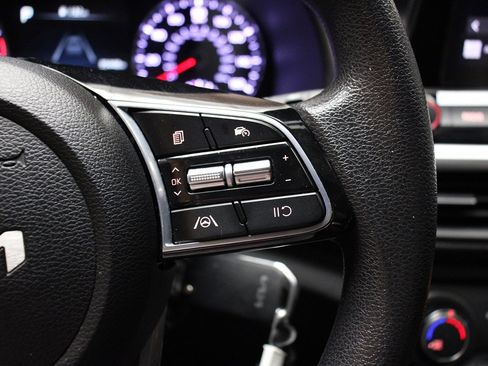 Used 2023 Kia Forte LX image 33