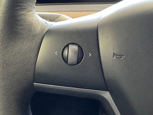 Used 2023 Tesla Model 3 Standard Range RWD image 16