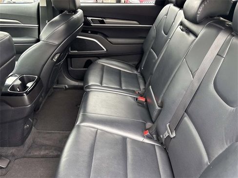 Used 2020 Kia Telluride S w/ S 8 Passenger Seating Package image 18