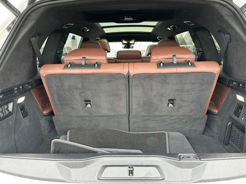 Used 2023 BMW X7 xDrive40i w/ M Sport Package image 13