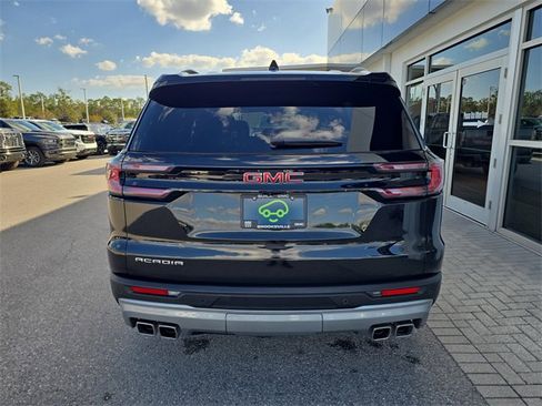 Certified 2025 GMC Acadia Elevation image 7