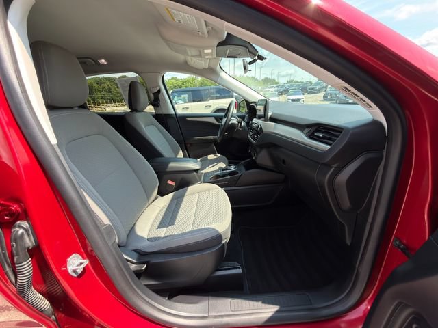 Used 2022 Ford Escape SE w/ Cold Weather Package AWD/4WD image 9
