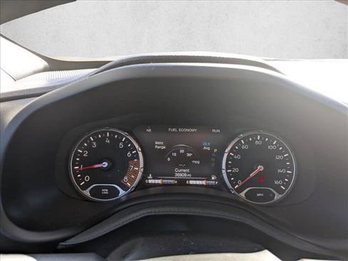 Used 2022 Jeep Renegade Latitude AWD/4WD image 11