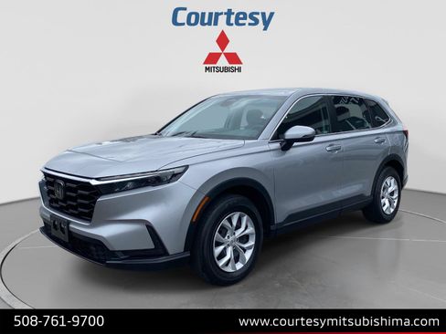 Used 2024 Honda CR-V LX image 1