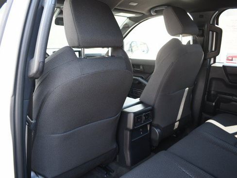 Certified 2025 Toyota 4Runner SR5 AWD/4WD image 21