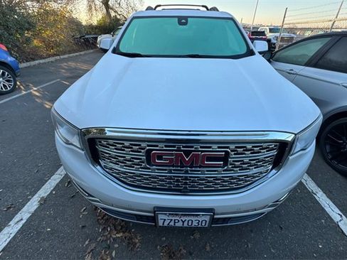 Used 2017 GMC Acadia Denali w/ Technology Package image 6