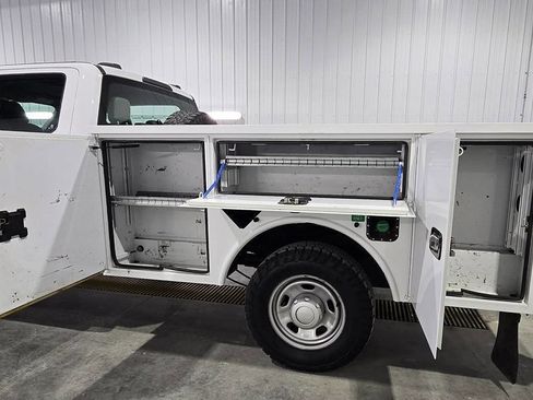Used 2020 Ford F350 XL w/ Power Equipment Group AWD/4WD image 15