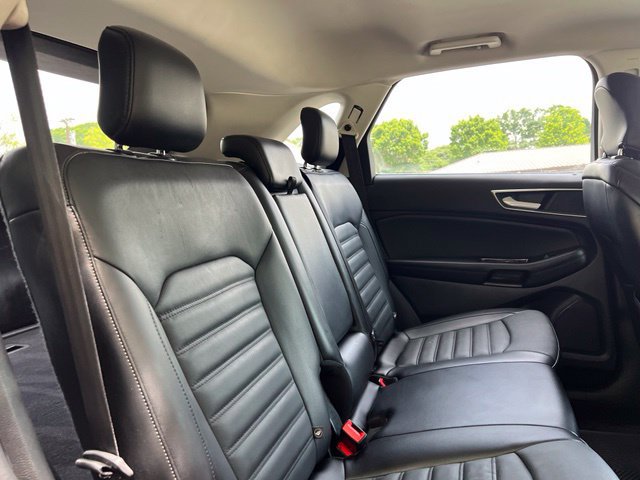 Used 2016 Ford Edge SEL w/ Equipment Group 201A AWD/4WD image 19
