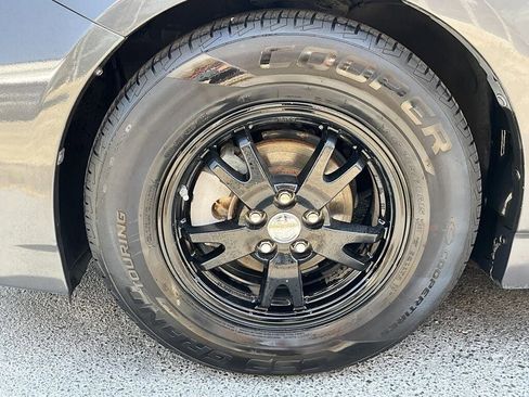 Used 2012 Toyota Prius Two image 9