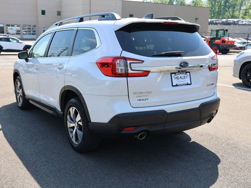 Used 2023 Subaru Ascent Premium w/ Convenience Package AWD/4WD image 5