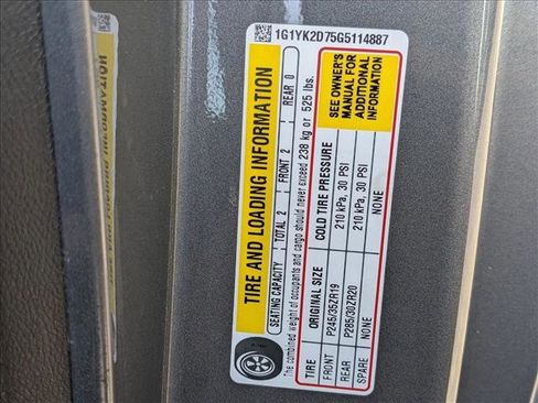 Used 2016 Chevrolet Corvette Stingray Coupe w/ 2LT Preferred Equipment Group image 19