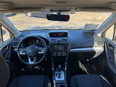 Used 2018 Subaru Forester 2.5i Premium w/ All-Weather Package image 21