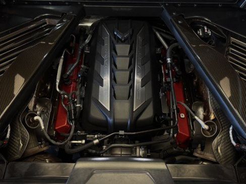 Used 2024 Chevrolet Corvette Stingray Premium Cpe w/ Z51 Performance Package RWD image 33