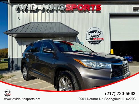Used 2015 Toyota Highlander XLE image 1