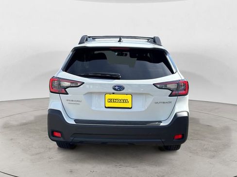 Used 2024 Subaru Outback Premium AWD/4WD image 4