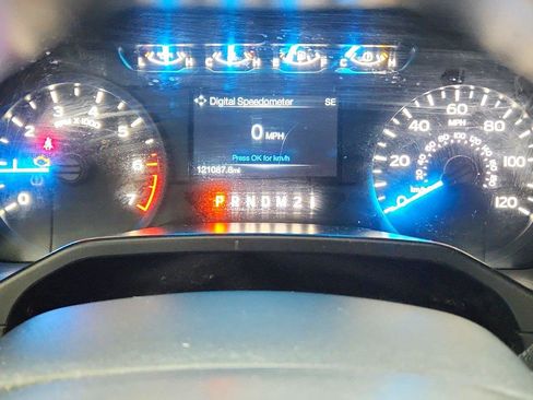 Used 2016 Ford F150 XL w/ Equipment Group 101A Mid AWD/4WD image 26