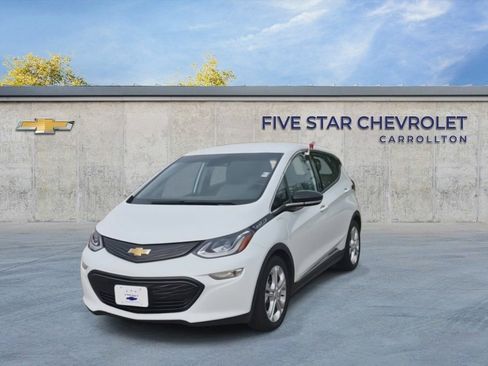 Used 2020 Chevrolet Bolt LT FWD image 3