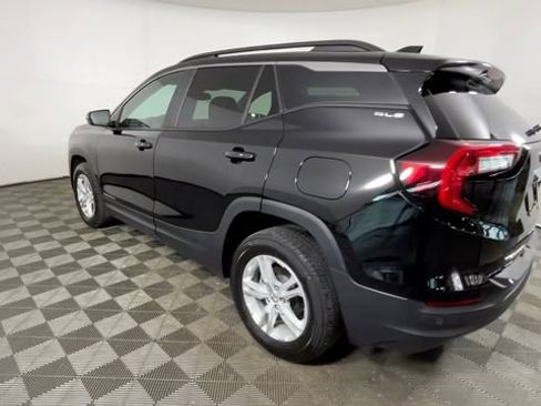Used 2023 GMC Terrain SLE w/ Driver Convenience Package AWD/4WD image 7