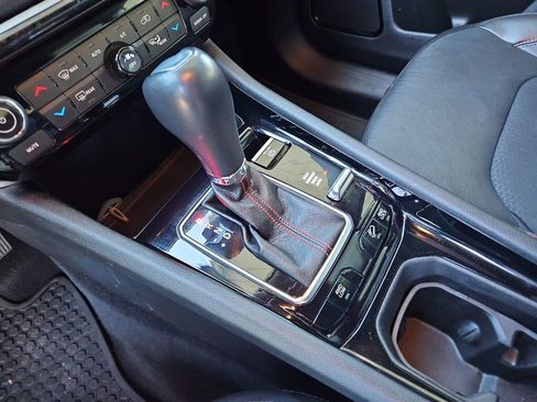 Used 2023 Jeep Compass Trailhawk image 19