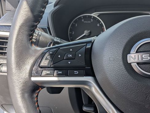 Certified 2023 Nissan Altima 2.5 SR w/ SR Premium Package FWD image 15