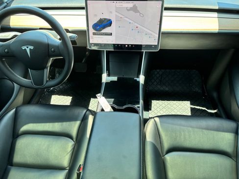 Used 2021 Tesla Model Y Long Range AWD/4WD image 14