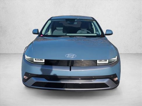 New 2026 Hyundai Ioniq 5 SE image 6