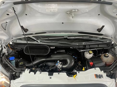 Used 2018 Ford Transit 250 138 RWD image 6