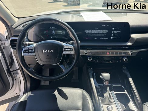 Certified 2024 Kia Telluride S w/ S Sunroof Package FWD image 16