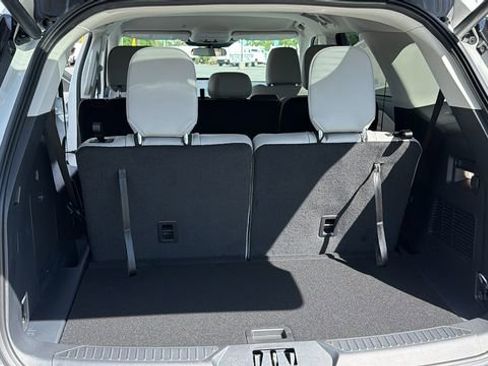 New 2026 Ford Explorer Active w/ Active Comfort Package image 13