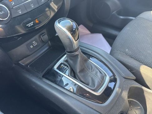 Used 2019 Nissan Rogue Sport S w/ Appearance Package image 19