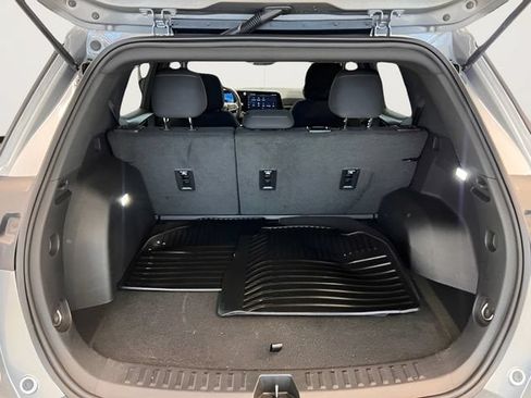 Certified 2025 Chevrolet Equinox LT AWD/4WD image 9