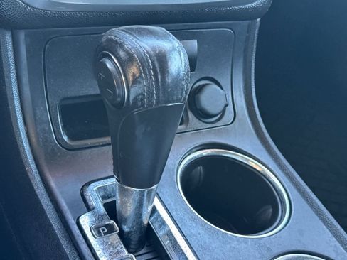 Used 2014 GMC Acadia SLE image 22