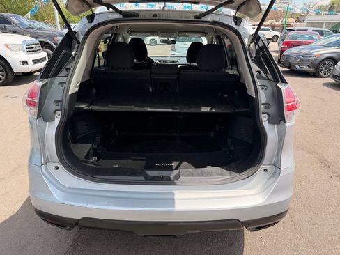Used 2016 Nissan Rogue SV AWD/4WD image 5
