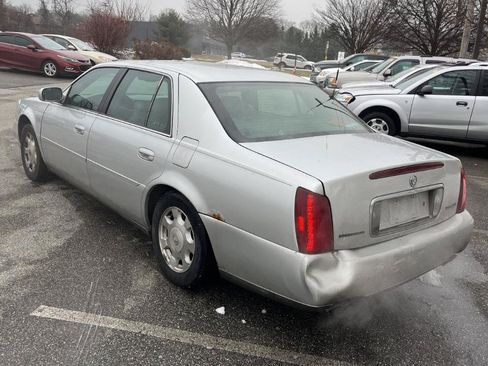 Used 2002 Cadillac De Ville FWD image 8