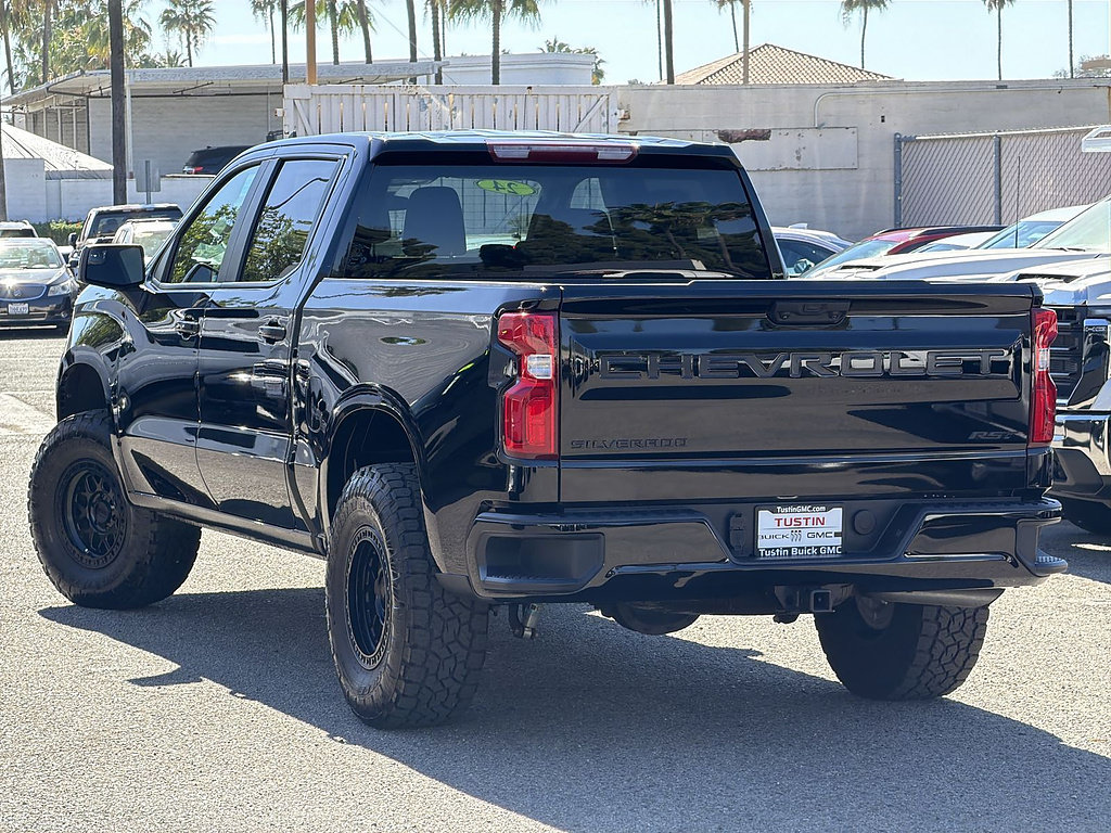Used 2024 Chevrolet Silverado 1500 RST w/ LPO, Dark Essentials Package RWD image 7