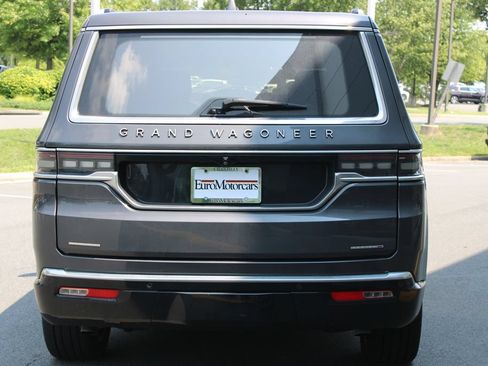 Used 2022 Jeep Grand Wagoneer Series III w/ Rear Seat Video Group 1 AWD/4WD image 4