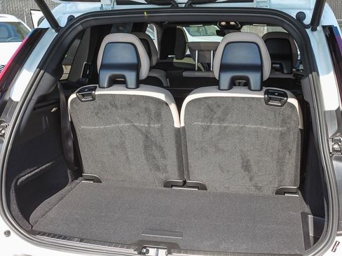 New 2026 Volvo XC90 B5 Plus w/ Protection Package image 13