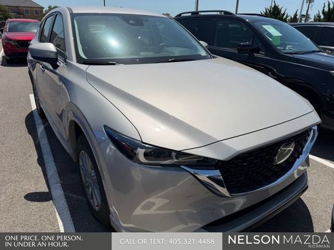 Used 2025 MAZDA CX-5 AWD 2.5 S w/ Preferred Package image 3