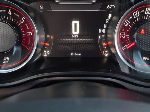 Used 2022 Dodge Challenger GT image 17