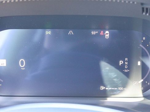 New 2026 Volvo XC60 B5 Plus w/ Climate Package PRO image 39