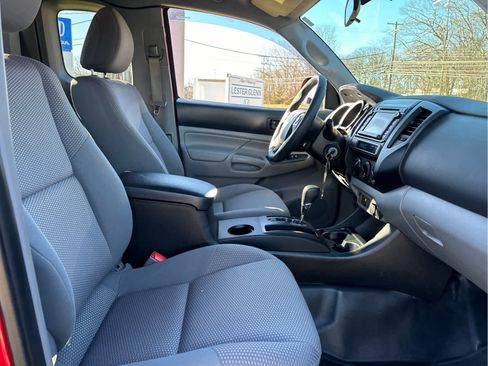 Used 2014 Toyota Tacoma 2WD Access Cab image 21