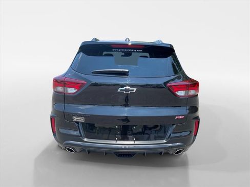 Used 2022 Chevrolet TrailBlazer RS FWD image 4