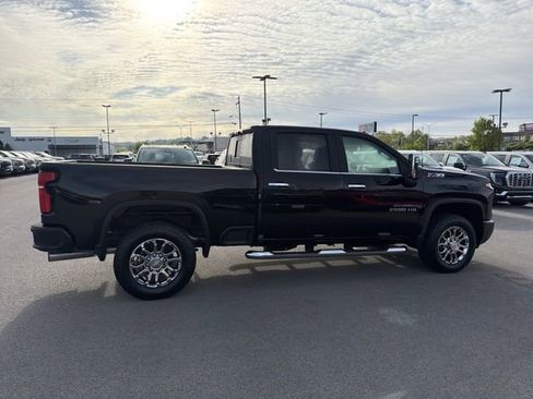 New 2026 Chevrolet Silverado 2500 LT w/ Z71 Chrome Sport Edition AWD/4WD image 5