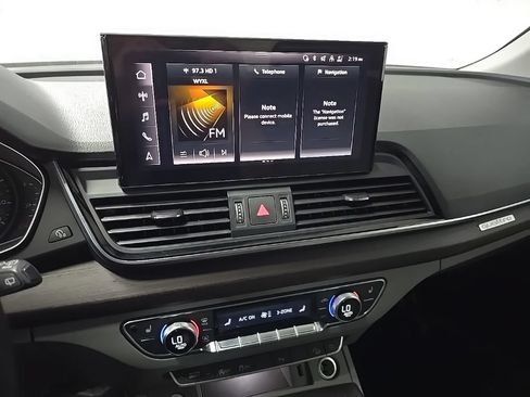 Used 2023 Audi Q5 2.0T Premium w/ Convenience Package AWD/4WD image 25