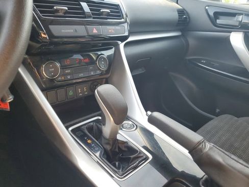 Used 2023 Mitsubishi Eclipse Cross LE image 26