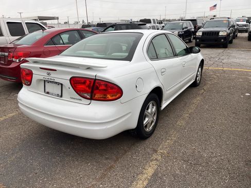 Used 2004 Oldsmobile Alero GL image 14