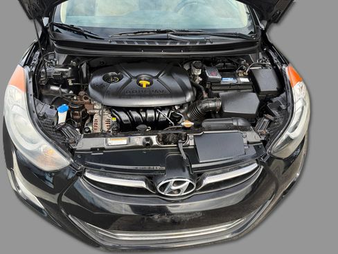 Used 2012 Hyundai Elantra Limited FWD image 13