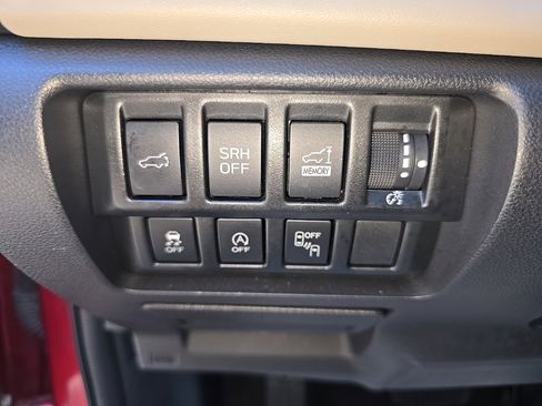 Used 2023 Subaru Forester Limited image 9